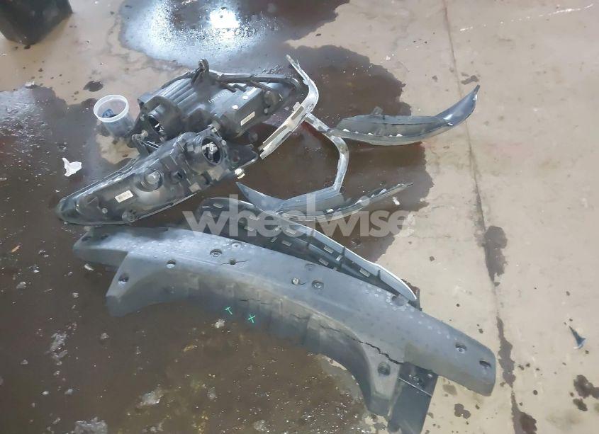 Photo 12 of 2014 Chrysler 200 LX (VIN 1C3CCBAB8EN213860)