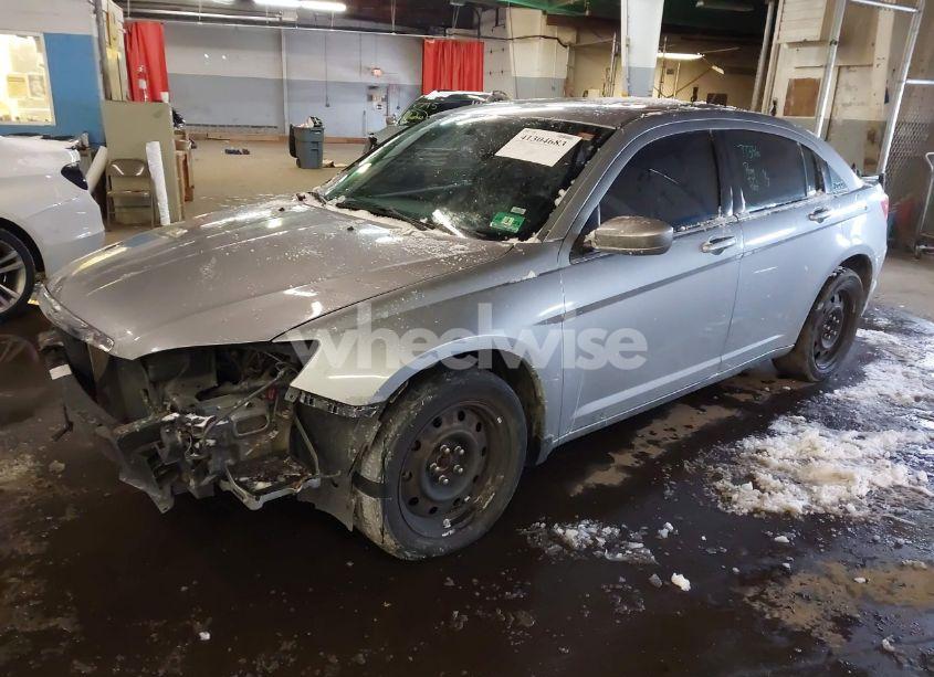 Photo 2 of 2014 Chrysler 200 LX (VIN 1C3CCBAB8EN213860)