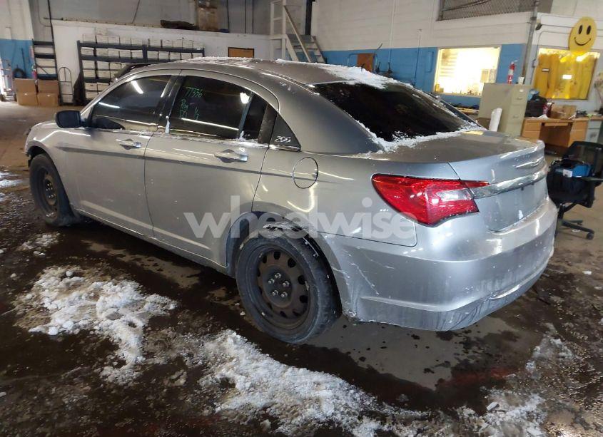 Photo 3 of 2014 Chrysler 200 LX (VIN 1C3CCBAB8EN213860)