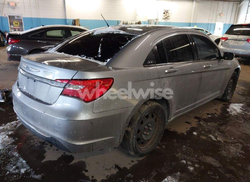 Photo 4 of 2014 Chrysler 200 LX (VIN 1C3CCBAB8EN213860)