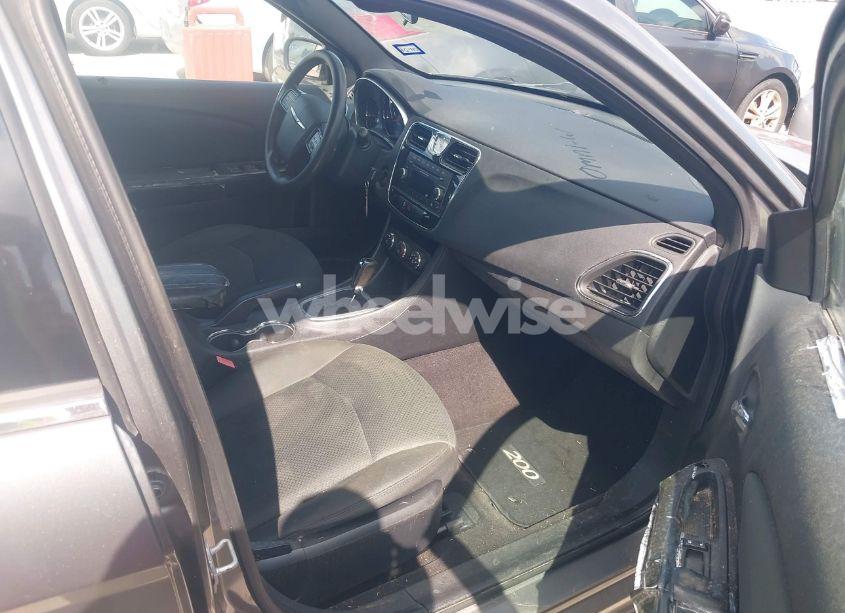 Photo 5 of 2012 Chrysler 200 LX (VIN 1C3CCBAB9CN113893)