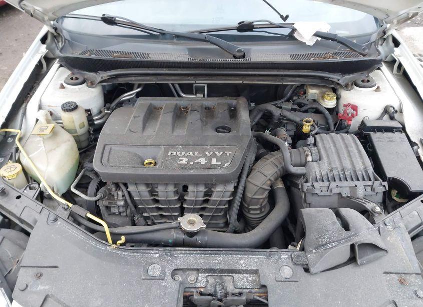 Photo 10 of 2012 Chrysler 200 LX (VIN 1C3CCBAB9CN163161)