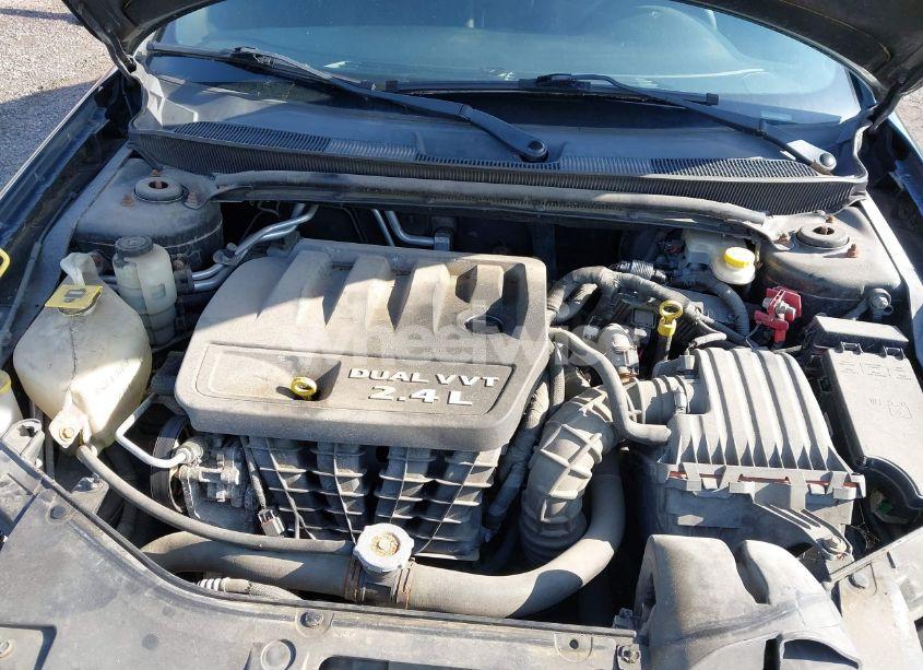 Photo 10 of 2012 Chrysler 200 LX (VIN 1C3CCBAB9CN281890)