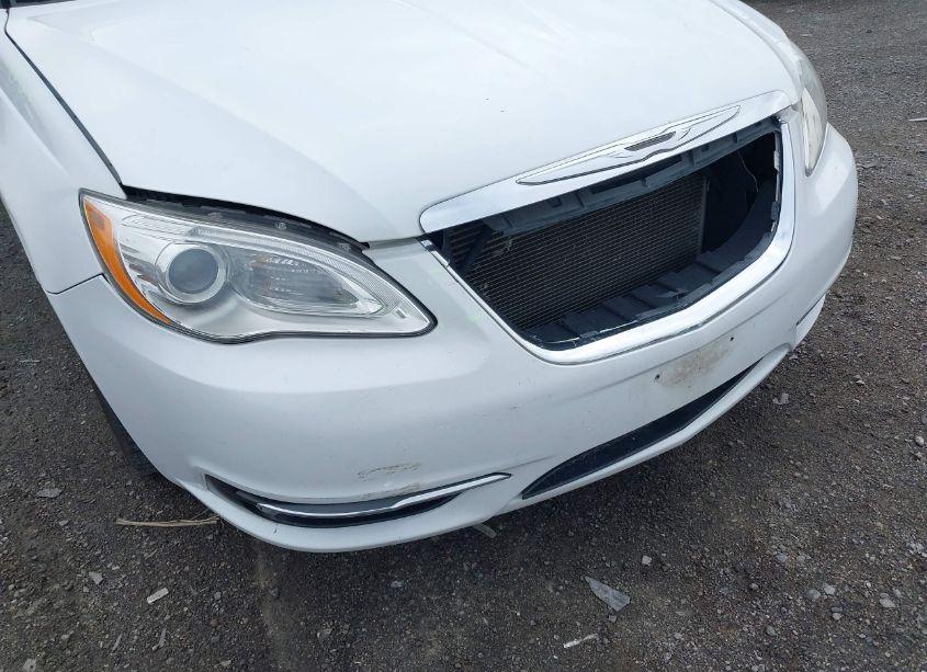 Photo 6 of 2013 Chrysler 200 LX (VIN 1C3CCBAB9DN635621)