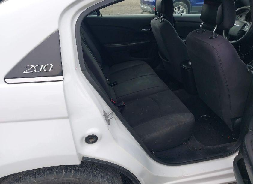 Photo 8 of 2013 Chrysler 200 LX (VIN 1C3CCBAB9DN635621)