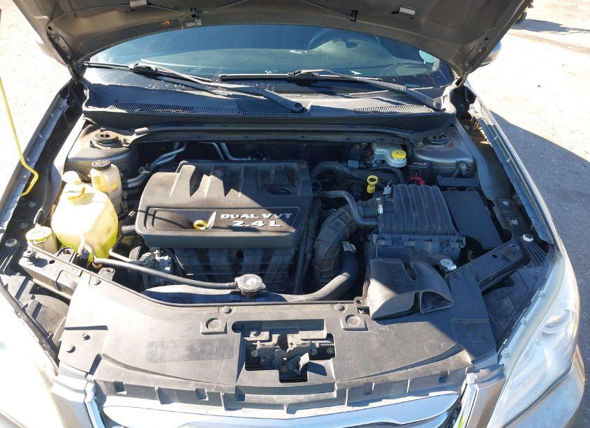 Photo 10 of 2013 Chrysler 200 LX (VIN 1C3CCBAB9DN641807)