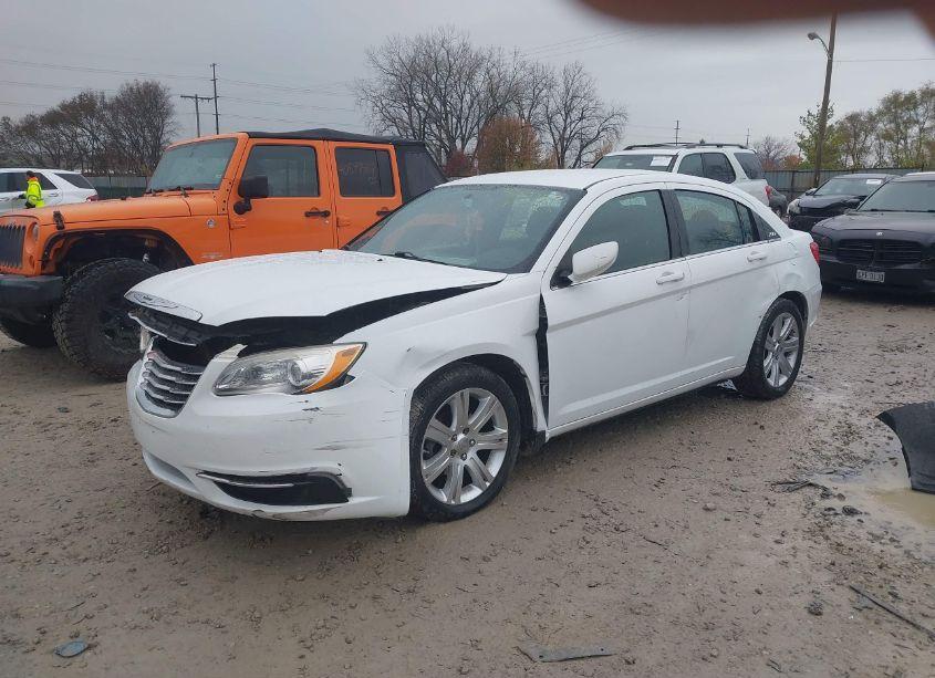 Photo 2 of 2013 Chrysler 200 LX (VIN 1C3CCBAB9DN698184)