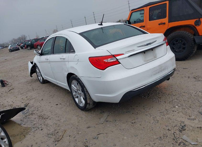 Photo 3 of 2013 Chrysler 200 LX (VIN 1C3CCBAB9DN698184)