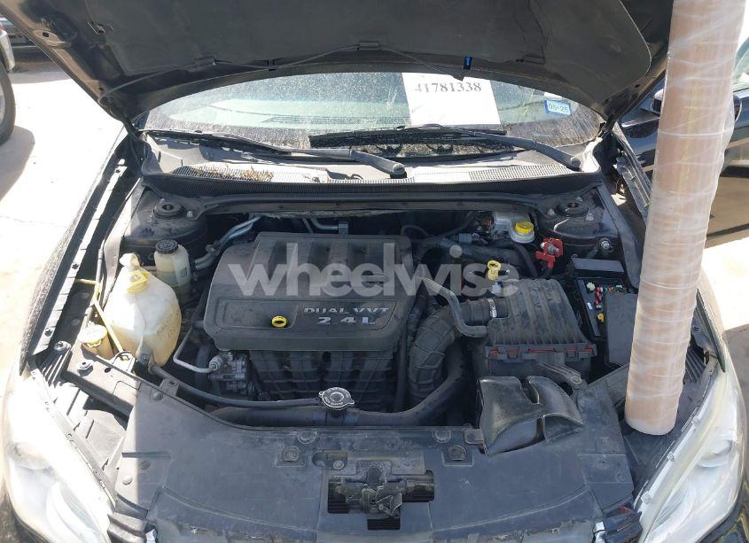 Photo 10 of 2014 Chrysler 200 LX (VIN 1C3CCBAB9EN167830)