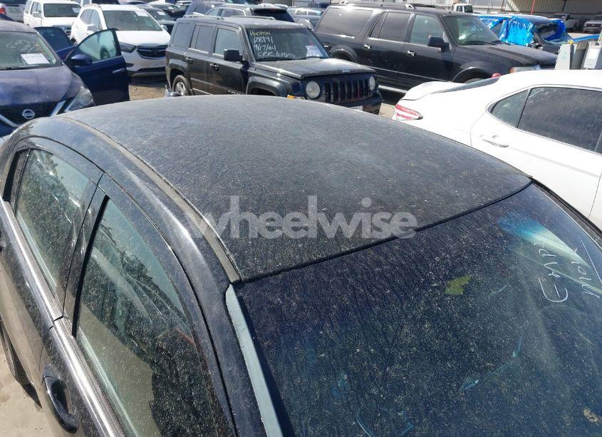 Photo 13 of 2014 Chrysler 200 LX (VIN 1C3CCBAB9EN167830)