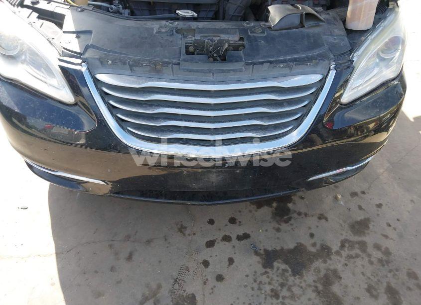 Photo 14 of 2014 Chrysler 200 LX (VIN 1C3CCBAB9EN167830)