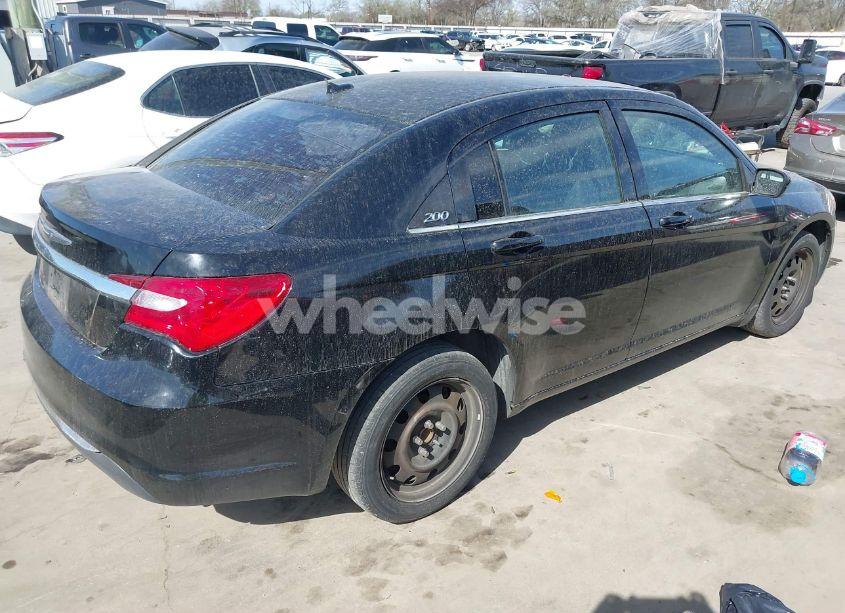 Photo 4 of 2014 Chrysler 200 LX (VIN 1C3CCBAB9EN167830)