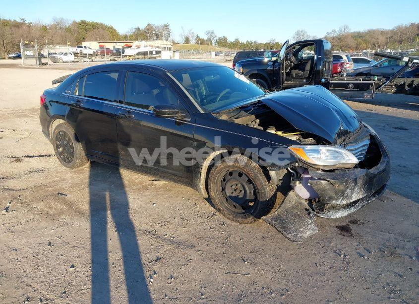 2014 Chrysler 200 LX (VIN 1C3CCBAB9EN211647) main photo
