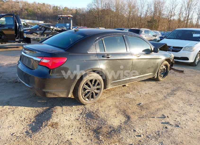 Photo 4 of 2014 Chrysler 200 LX (VIN 1C3CCBAB9EN211647)