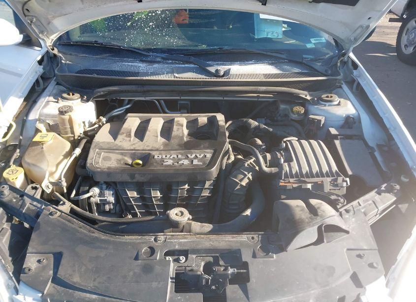 Photo 10 of 2012 Chrysler 200 LX (VIN 1C3CCBABXCN191423)