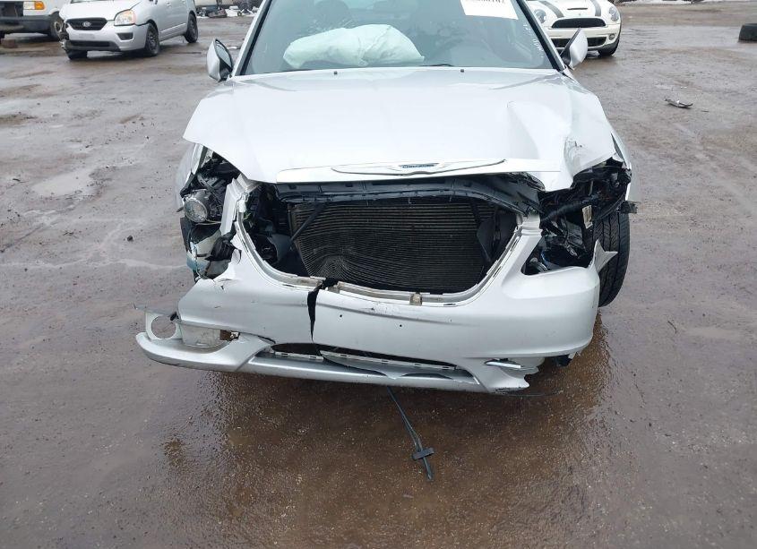 Photo 6 of 2012 Chrysler 200 LX (VIN 1C3CCBABXCN223268)