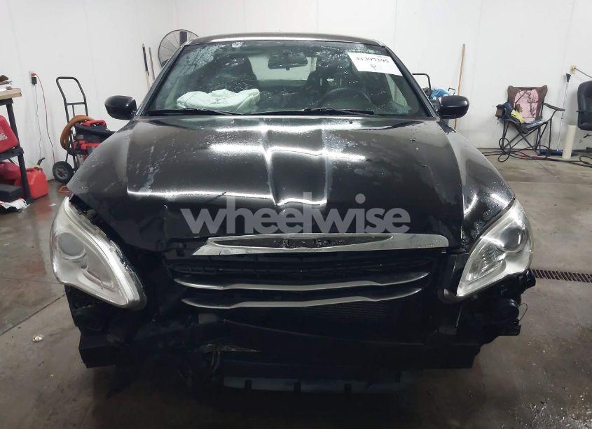 Photo 13 of 2012 Chrysler 200 LX (VIN 1C3CCBABXCN320387)