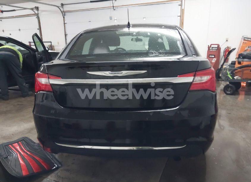 Photo 17 of 2012 Chrysler 200 LX (VIN 1C3CCBABXCN320387)