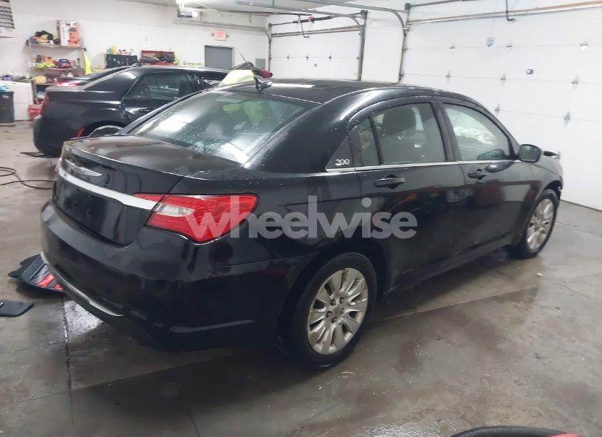 Photo 4 of 2012 Chrysler 200 LX (VIN 1C3CCBABXCN320387)