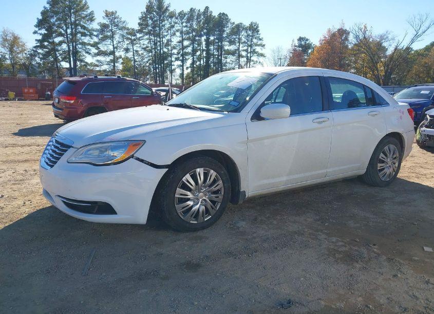 Photo 2 of 2013 Chrysler 200 LX (VIN 1C3CCBABXDN559505)