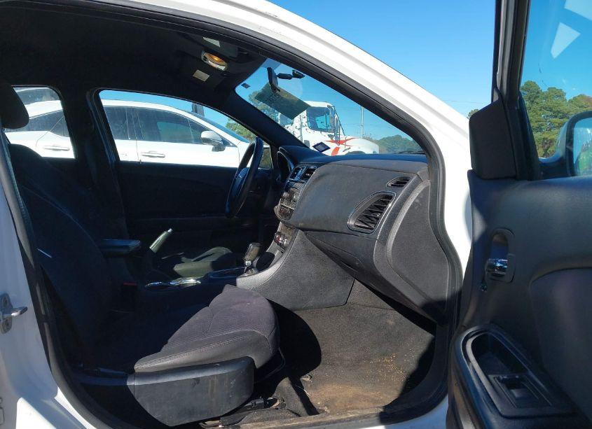 Photo 5 of 2013 Chrysler 200 LX (VIN 1C3CCBABXDN559505)