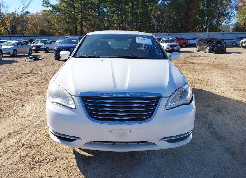 Photo 6 of 2013 Chrysler 200 LX (VIN 1C3CCBABXDN559505)