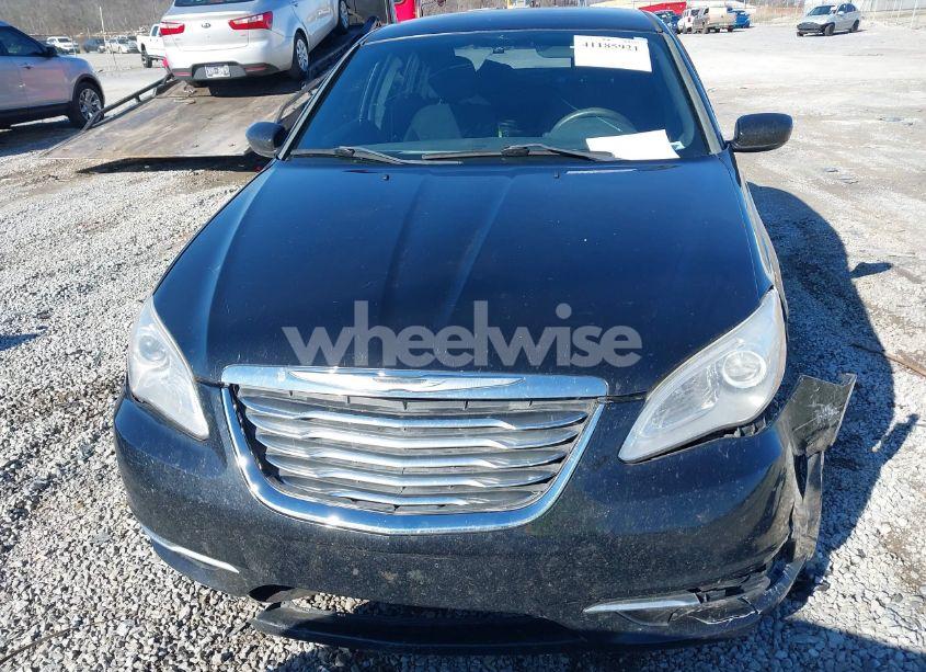 Photo 12 of 2013 Chrysler 200 LX (VIN 1C3CCBABXDN604684)