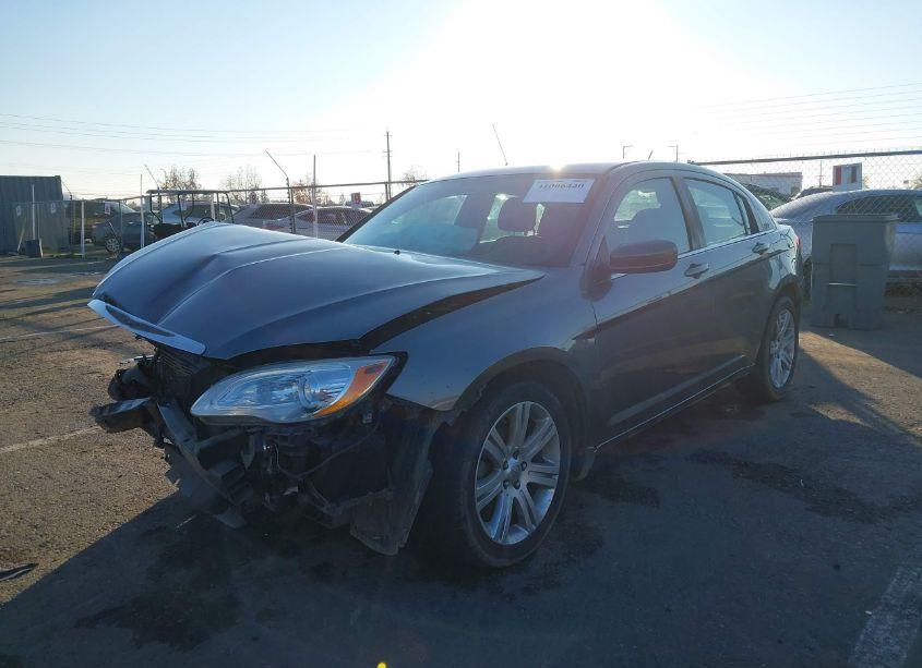 Photo 2 of 2013 Chrysler 200 LX (VIN 1C3CCBABXDN669499)