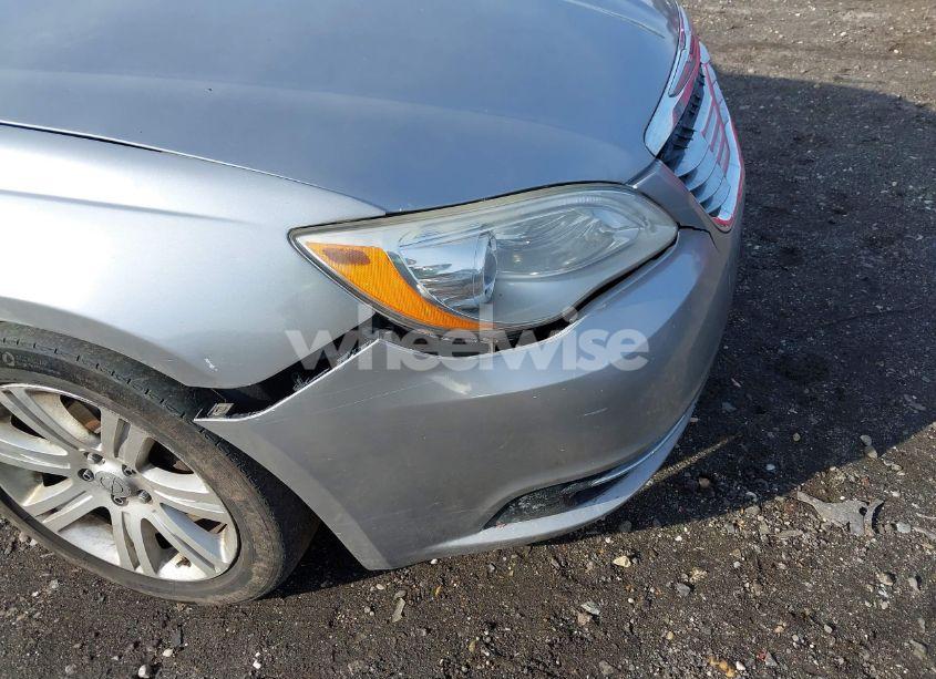 Photo 12 of 2013 Chrysler 200 LX (VIN 1C3CCBABXDN705188)