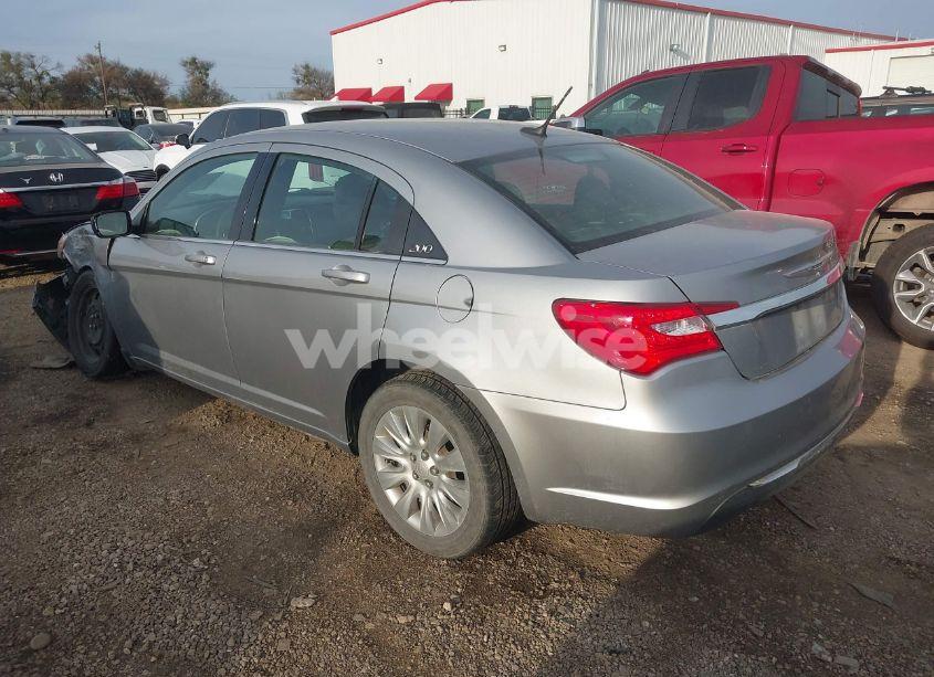 Photo 3 of 2014 Chrysler 200 LX (VIN 1C3CCBABXEN124064)