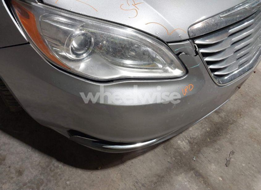 Photo 14 of 2013 Chrysler 200 LX (VIN 1C3CCBAG0DN737577)