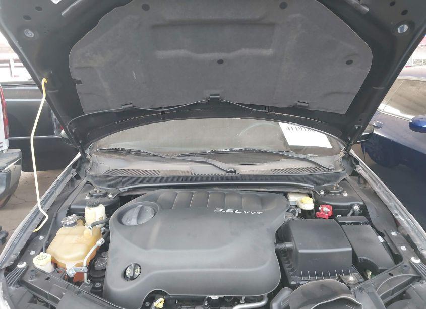 Photo 10 of 2014 Chrysler 200 LX (VIN 1C3CCBAG0EN101372)