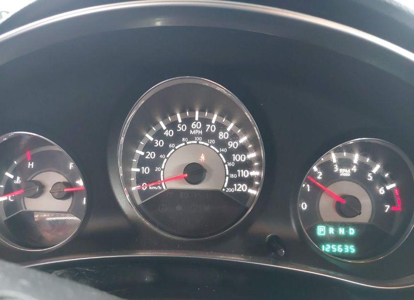 Photo 7 of 2014 Chrysler 200 LX (VIN 1C3CCBAG0EN101372)