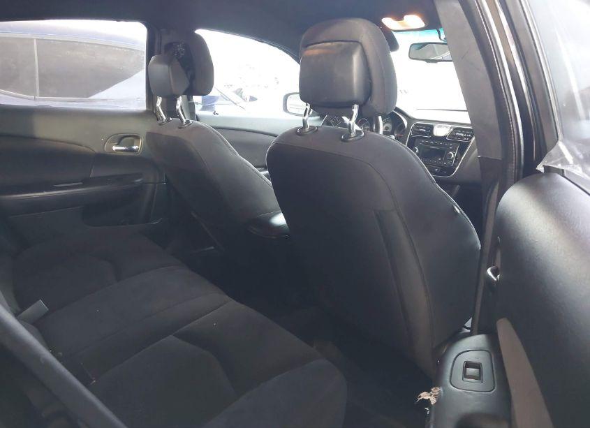 Photo 8 of 2014 Chrysler 200 LX (VIN 1C3CCBAG0EN101372)