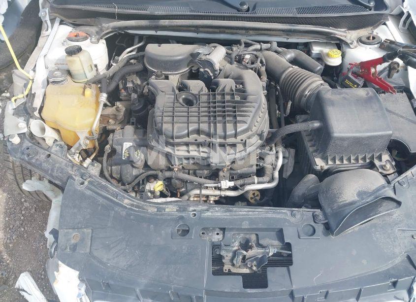 Photo 10 of 2012 Chrysler 200 LX (VIN 1C3CCBAG2CN234678)