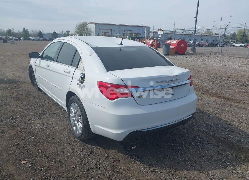 Photo 3 of 2012 Chrysler 200 LX (VIN 1C3CCBAG2CN234678)