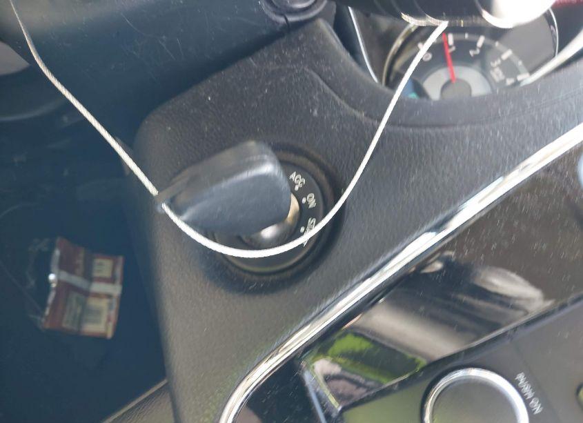 Photo 11 of 2014 Chrysler 200 LX (VIN 1C3CCBAG2EN101745)