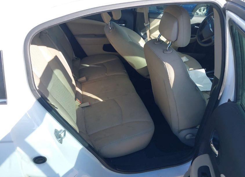 Photo 8 of 2014 Chrysler 200 LX (VIN 1C3CCBAG2EN101745)