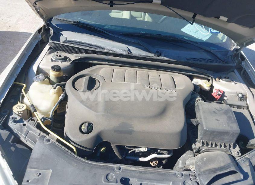 Photo 10 of 2013 Chrysler 200 LX (VIN 1C3CCBAG3DN722202)