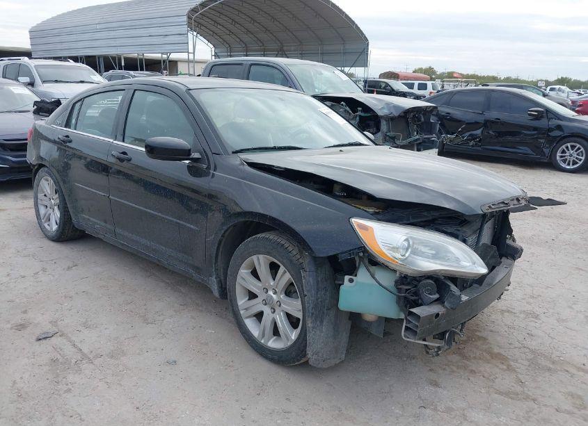 2012 Chrysler 200 LX (VIN 1C3CCBAG5CN228373) main photo