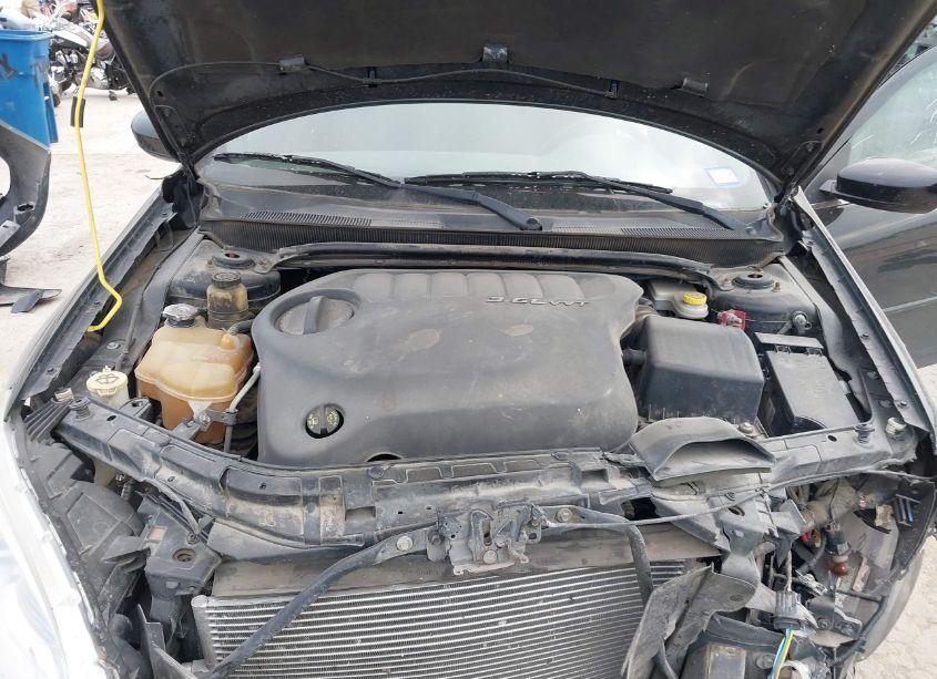 Photo 10 of 2012 Chrysler 200 LX (VIN 1C3CCBAG5CN228373)