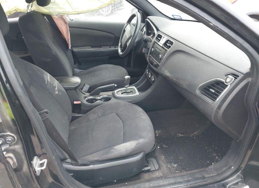 Photo 5 of 2012 Chrysler 200 LX (VIN 1C3CCBAG5CN228373)