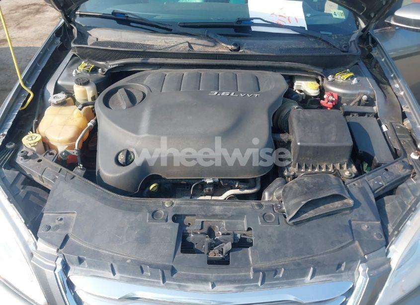 Photo 10 of 2013 Chrysler 200 LX (VIN 1C3CCBAG5DN724419)