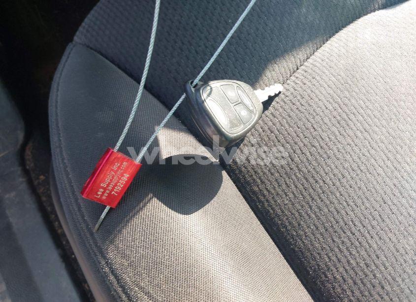 Photo 11 of 2013 Chrysler 200 LX (VIN 1C3CCBAG5DN724419)