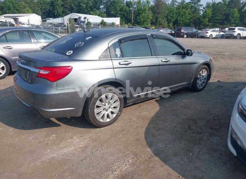 Photo 4 of 2013 Chrysler 200 LX (VIN 1C3CCBAG5DN724419)