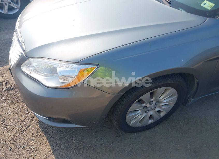 Photo 6 of 2013 Chrysler 200 LX (VIN 1C3CCBAG5DN724419)