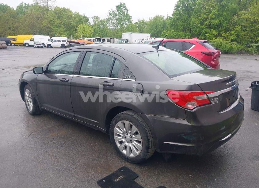 Photo 3 of 2014 Chrysler 200 LX (VIN 1C3CCBAG5EN179176)