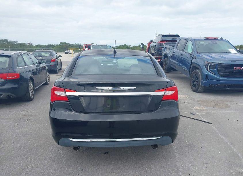 Photo 17 of 2014 Chrysler 200 LX (VIN 1C3CCBAG6EN127507)