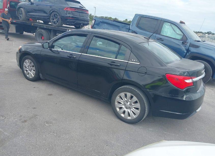 Photo 3 of 2014 Chrysler 200 LX (VIN 1C3CCBAG6EN127507)