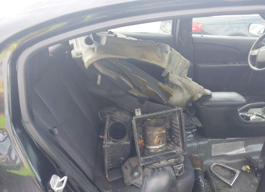 Photo 8 of 2014 Chrysler 200 LX (VIN 1C3CCBAG6EN127507)